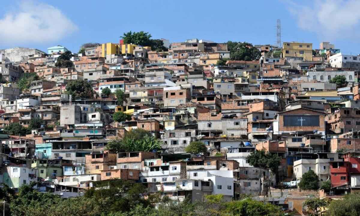 8% da população brasileira vivem em favelas -  (crédito: Gladyston Rodrigues/EM/D.A Press)