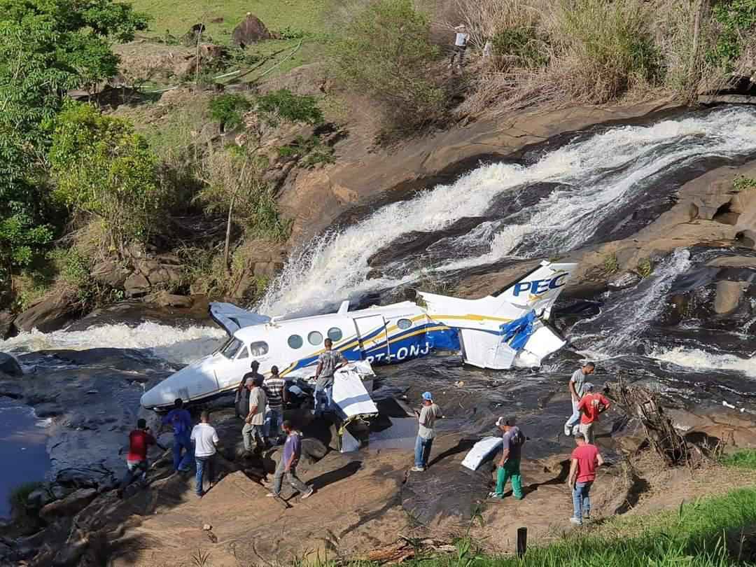 Assessoria de Marília Mendonça confirma morte de todos os tripulantes - Reprodução/ WhatsApp