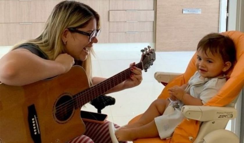 Marília Mendonça deixa um filho de um 1 ano e 11 meses  - Redes Sociais/Reprodução 