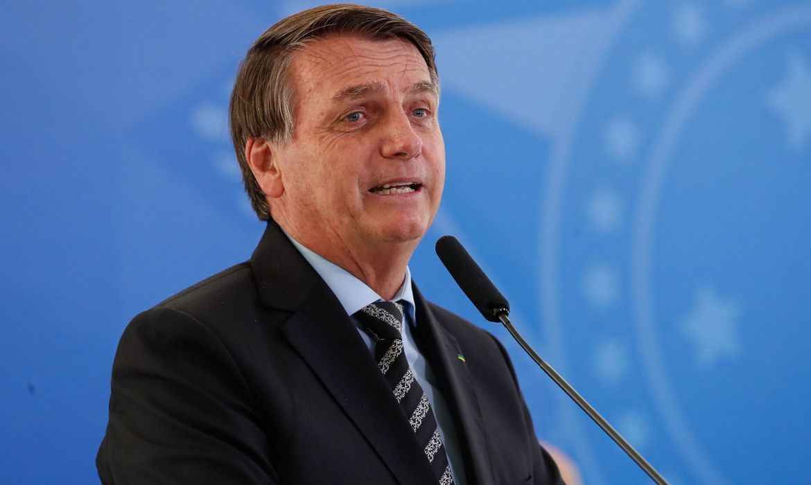 Bolsonaro presta homenagem a Marília Mendonça: 'país inteiro em choque' - Alan Santos/PR