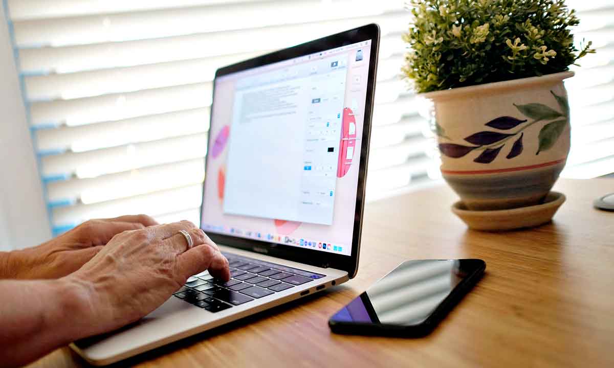 No trabalho, agora é a vez do anywhere office - Chris Delmas/AFP - 4/8/21