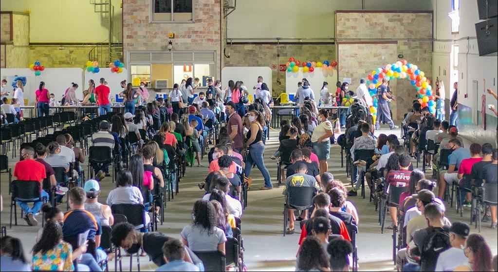 Araxá tem 99% da população com mais de 18 anos vacinada com a 1ª dose - Prefeitura de Araxá / Divulgação