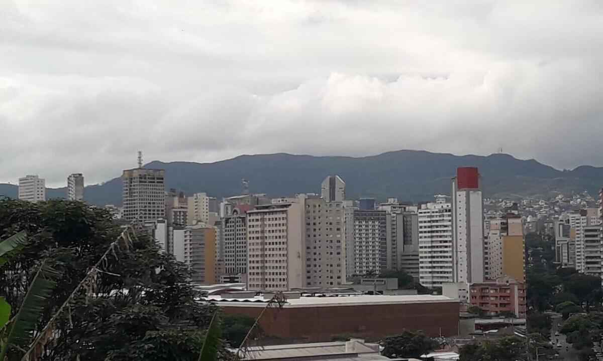 Temperaturas despencam até o fim de semana em Belo Horizonte - Jair Amaral/EM/D.A Press