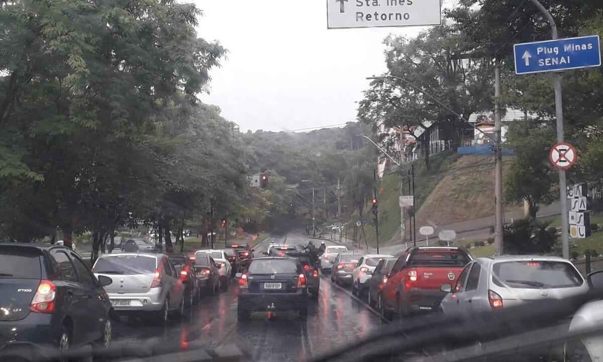 Defesa Civil alerta sobre chuvas fortes em BH até nesta sexta  (12/11) - Jair Amaral/EM/D.A Press
