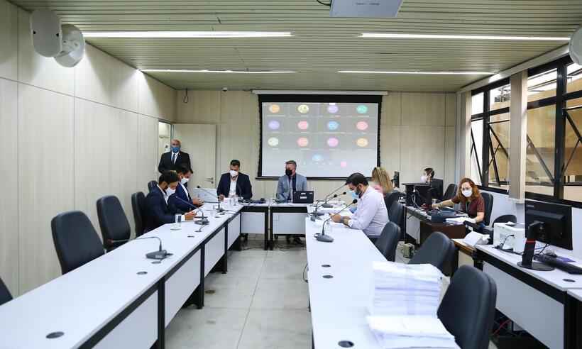CPI da COVID em BH aprova relatório sem indiciamento de infectologistas - Cláudio Rabelo/Câmara Municipal de Belo Horizonte