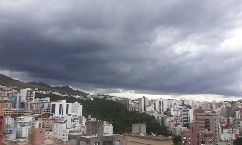 Defesa Civil emite alerta de chuva forte em BH nesta quinta-feira (18/11) - Reprodução/WhatsApp