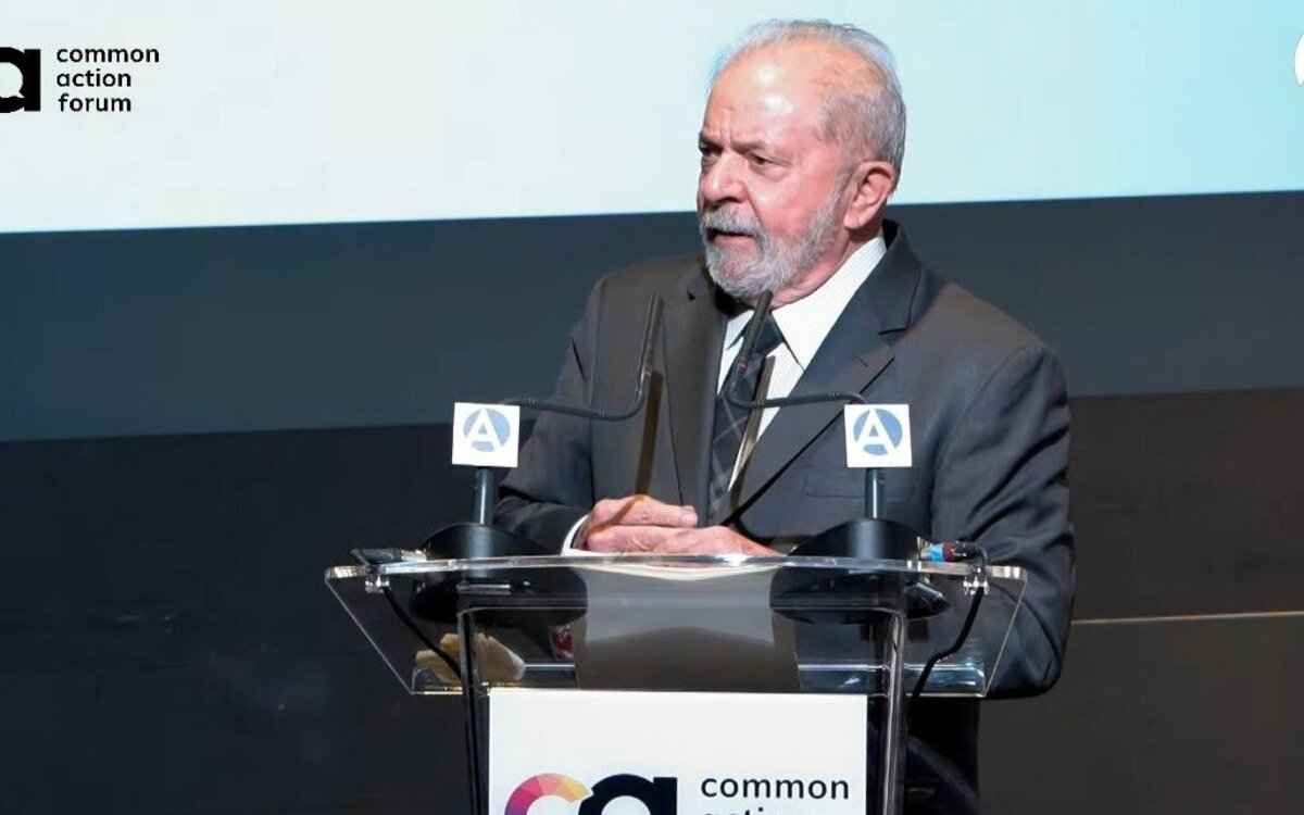 Lula sobre convite para invadir Iraque: 'Eu tinha outra guerra: a fome' - PT/Reprodução
