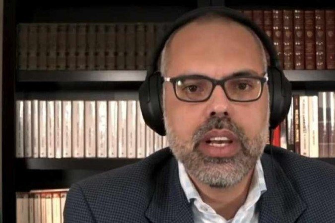 Foragido, Allan do Santos chama Alexandre de Moraes de 'psicopata' - Reprodução/Jovem Pan