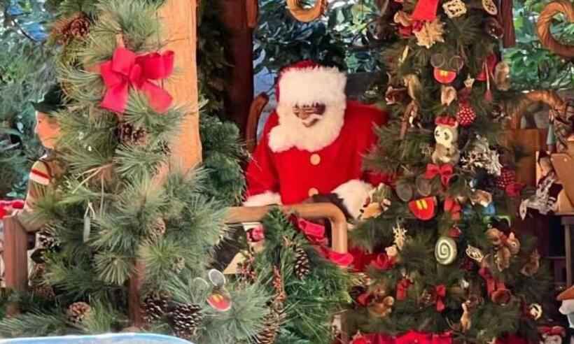 Exagero, inclusão? Disney realiza desfiles nos Parques com Papai Noel negro - DisneyFoodBlog/Divulgação