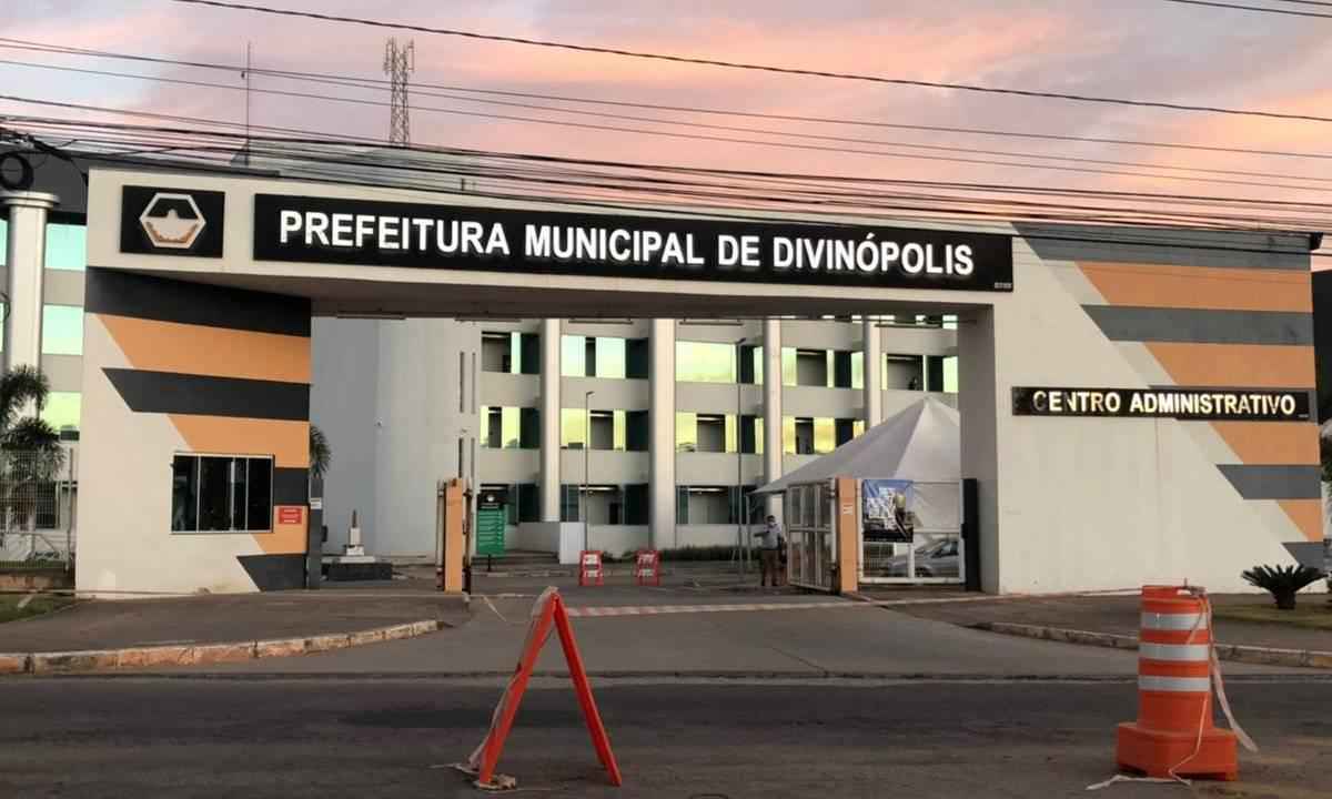 Servidores suspeitos de corrupção são afastados dos cargos em Divinópolis - Amanda Quintiliano