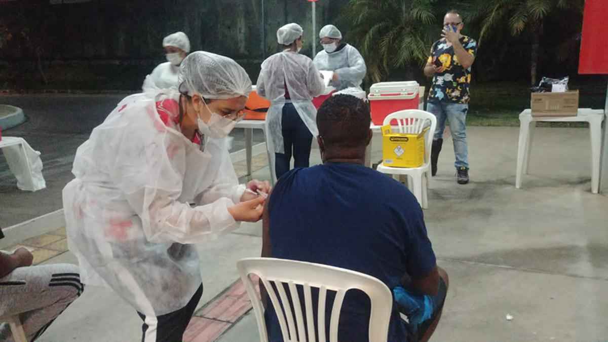 Ribeirão das Neves cria equipe itinerante para facilitar acesso à vacina - Prefeitura de Ribeirão das Neves