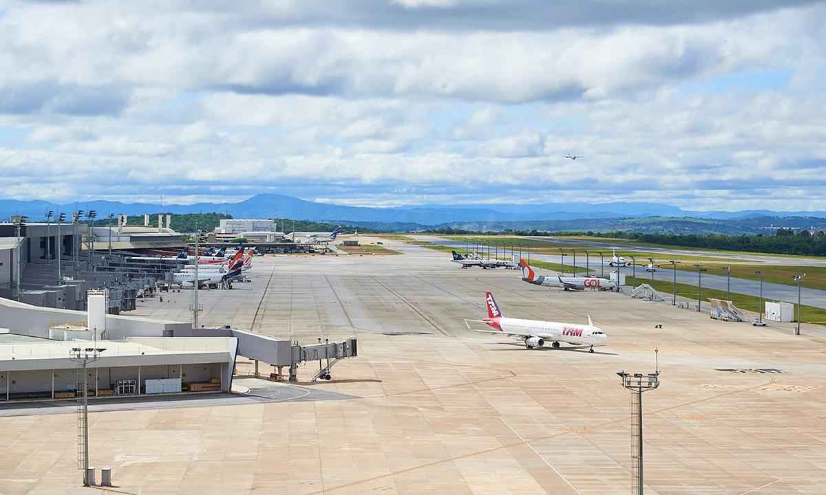 Pilotos e comissários de bordo aceitam proposta e cancelam greve - BH Airport/Divulgação