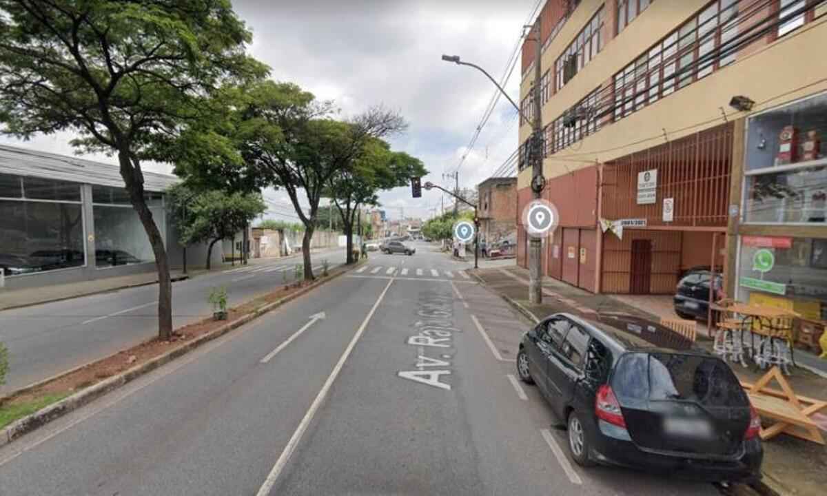 Colisão entre carro e moto deixa uma pessoa ferida em BH; motorista fugiu  - Reprodução/Google Street View