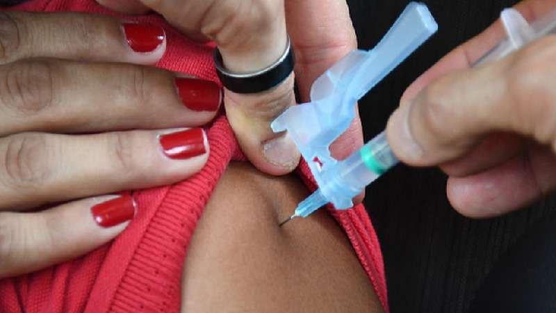 Vacinas atuais podem não dar a mesma proteção contra ômicron, dizem especialistas - Getty Images