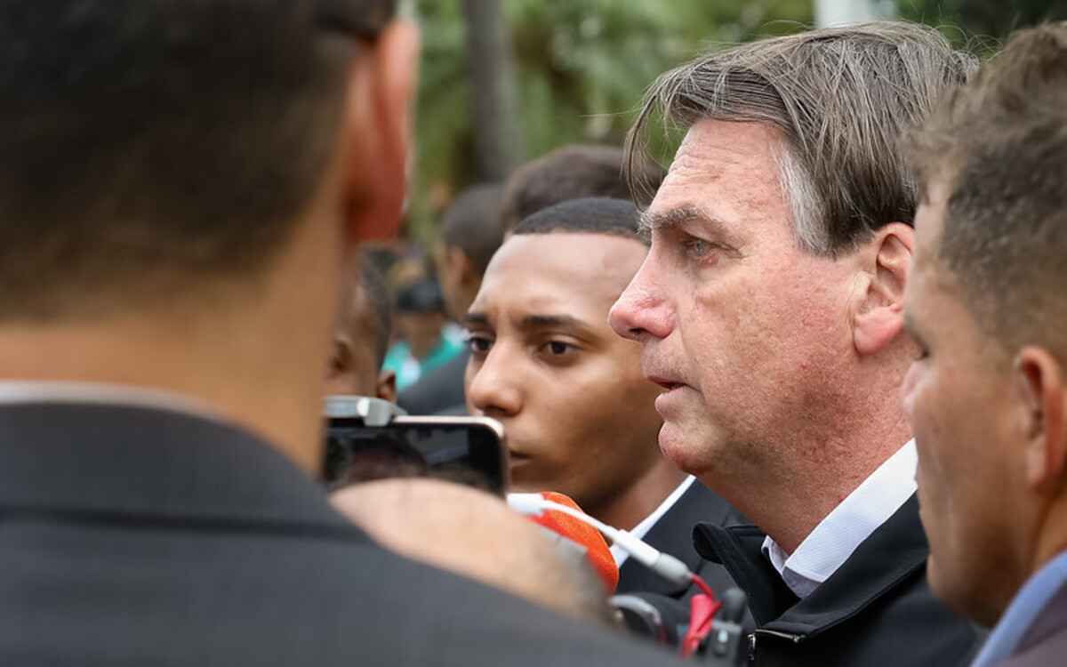 Bolsonaro determinou abordagem da PRF a mulher que o xingou em rodovia - Clauber Cleber Caetano/PR