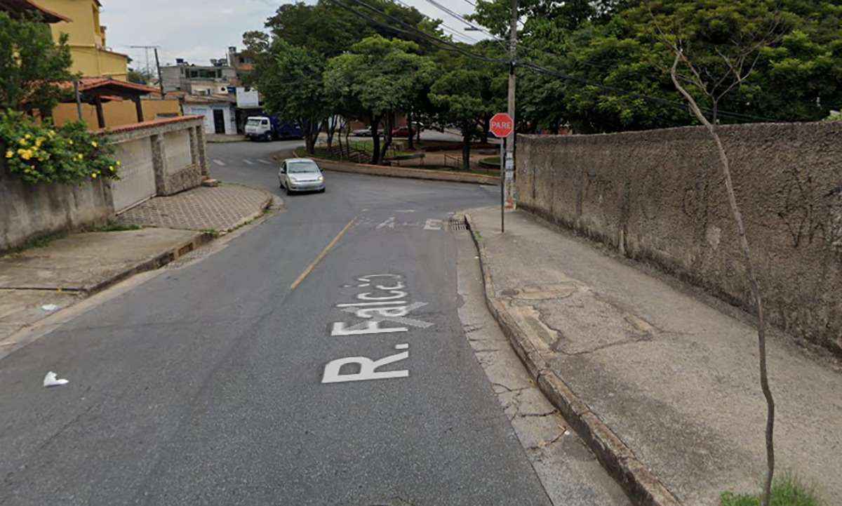 Mulher acha feto em freezer meses após receber 'pacote de carne' de vizinha - Reprodução/Google Street View