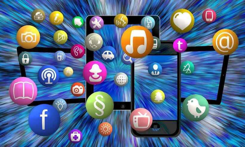 Tecnologia: as vantagens e desvantagens das mídias e redes sociais - Pixabay