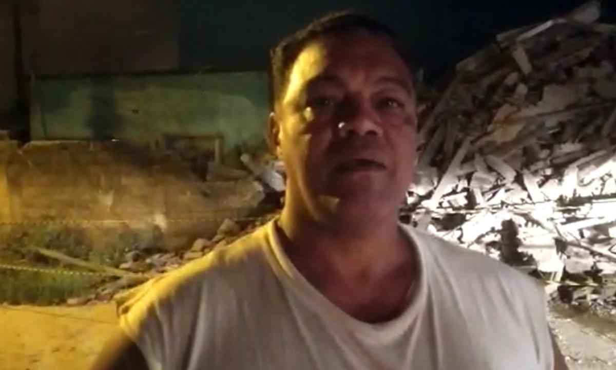 Casa de três andares desaba e morador escapa, alertado por 'vozes do além' - Reprodução vídeo/Redes sociais