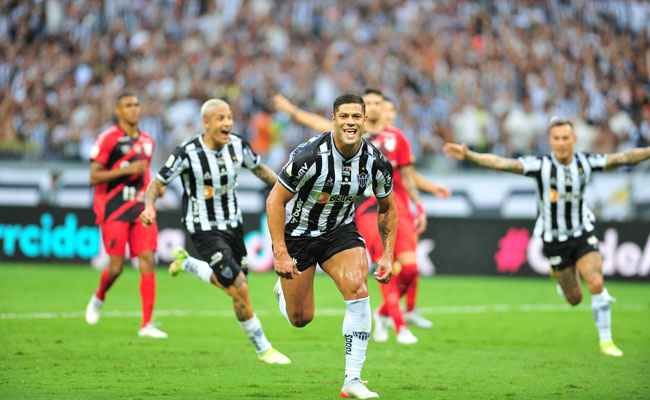 Galo dá show, faz 4 a 0 e é praticamente campeão da Copa do Brasil - Ramon Lisboa/EM/D. A Press