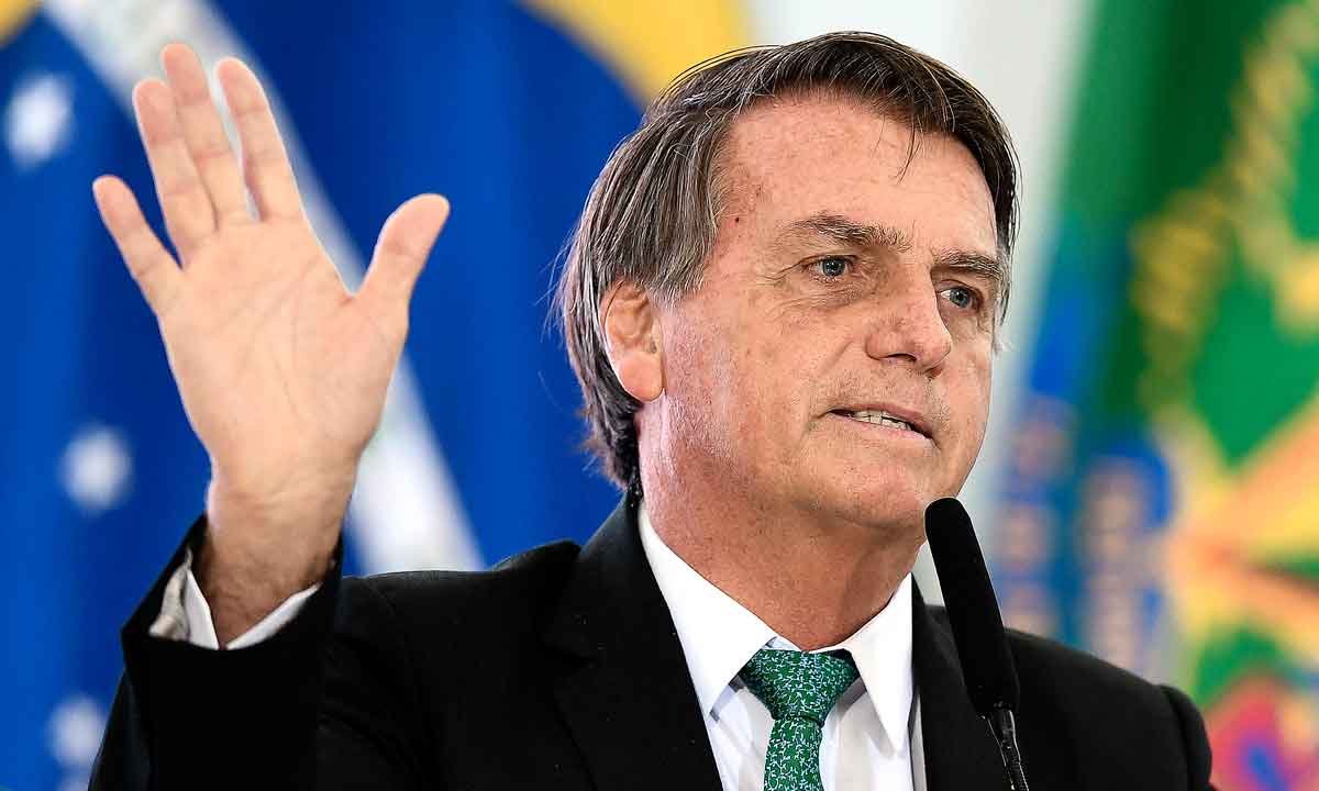Um presidente 'sortudo', às avessas, e a inclusão social na internet - Evaristo Sá/AFP