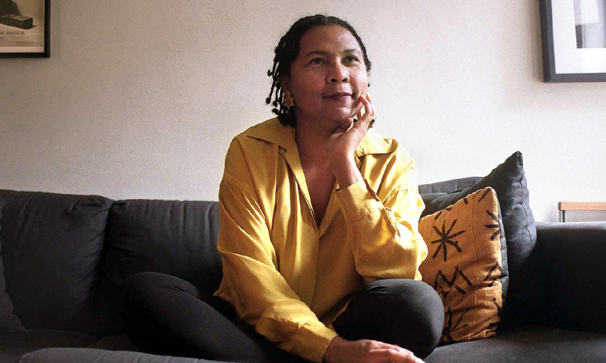 Morre bell hooks, autora feminista negra, aos 69 anos - Reprodução