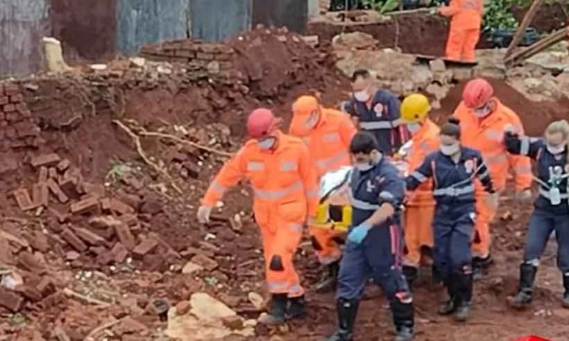 Duas pessoas ficam feridas após desabamento em Alfenas, no Sul de Minas - CBMMG