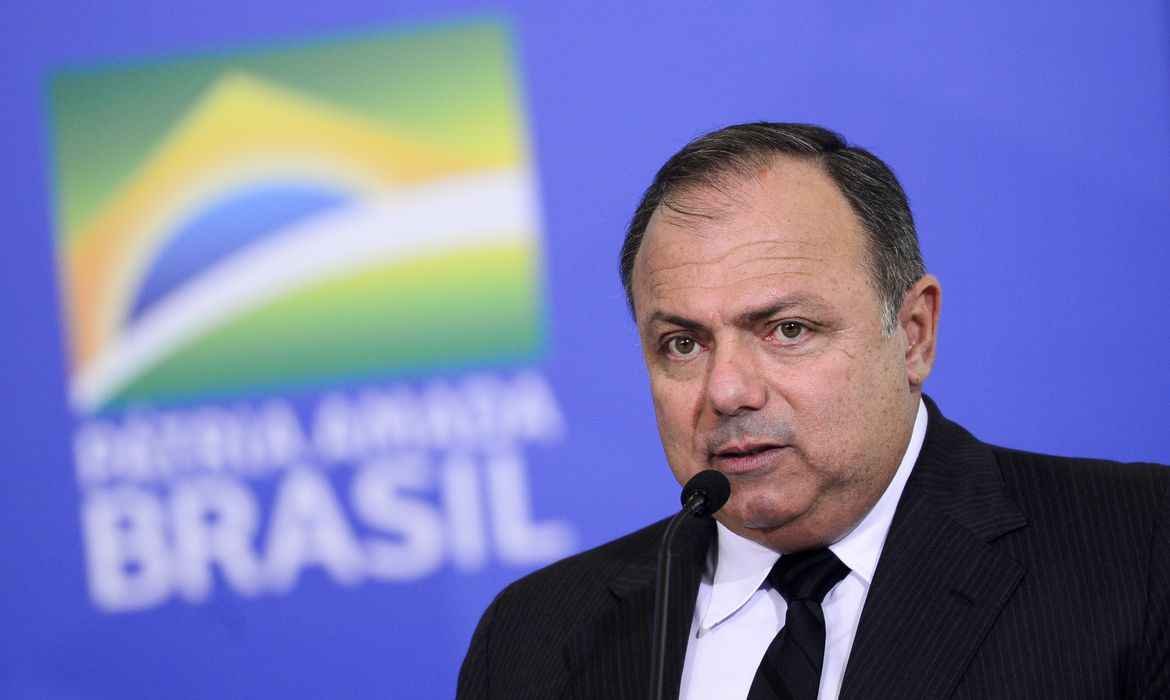 Pazuello sofre acidente de moto e é internado no Rio - Marcelo Camargo/Agência Brasil