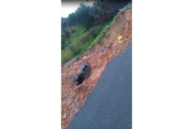 Cratera na rodovia da Chapada dos Veadeiros ameaça segurança dos motoristas - Arquivo pessoal