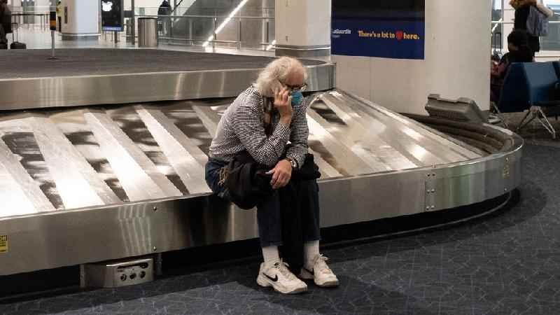 COVID: voos cancelados causam caos global no período das festas - Getty Images