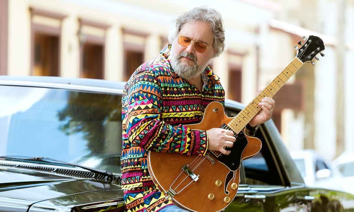 Com pegada jazzística,  Emílio Victtor lança 'Na rua' - Cássio Antônio/Usina da Imagem
