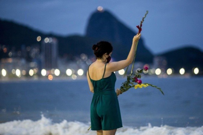 Novo ano traz esperanças para 82% das pessoas, mostra pesquisa - Daniel Ramalho/AFP