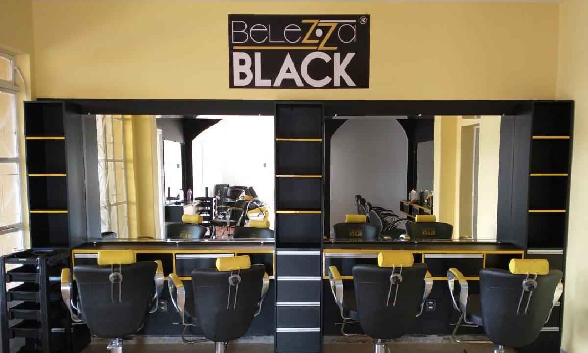 Salões para cabelos 'black' ganham destaque nos últimos anos - Divulgação
