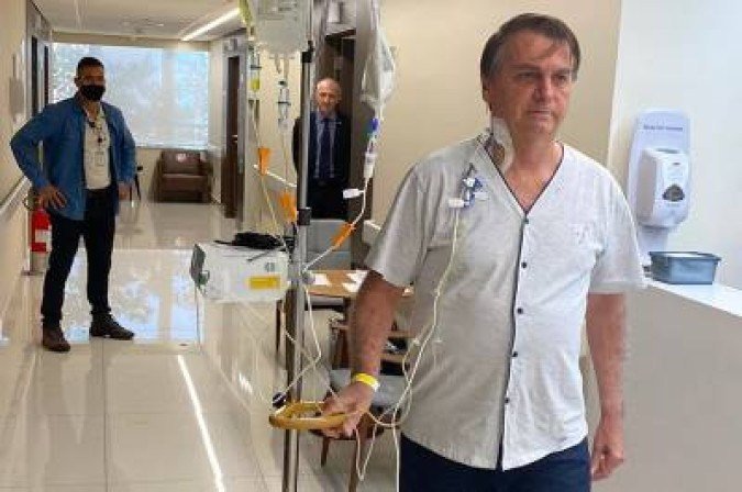 Bolsonaro é um pândego se fazendo de vítima. Depois reclama - AFP