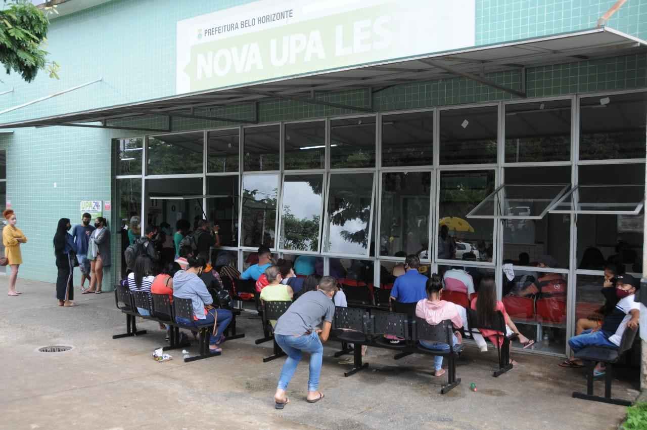Sufoco em BH: pacientes encaram filas e longa espera por atendimento médico - Juarez Rodrigues/EM/D.A Press