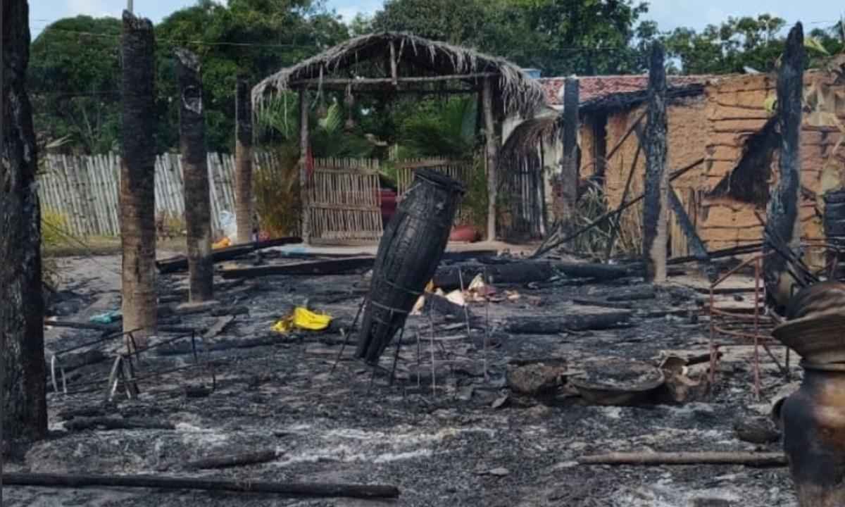 Terreiro é destruído por incêndio em Pernambuco - Reprodução: Instagram