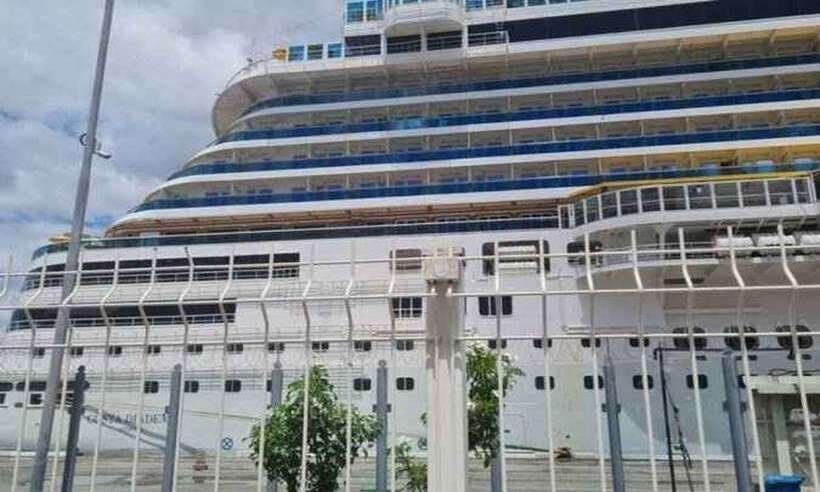 Pessoas com COVID que desembarcaram de cruzeiro cumprem isolamento no Rio - TV Bahia/ reprodução