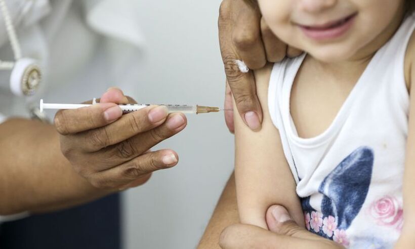Sociedade Brasileira de Pediatria repudia ataques de Bolsonaro - Agência Brasil