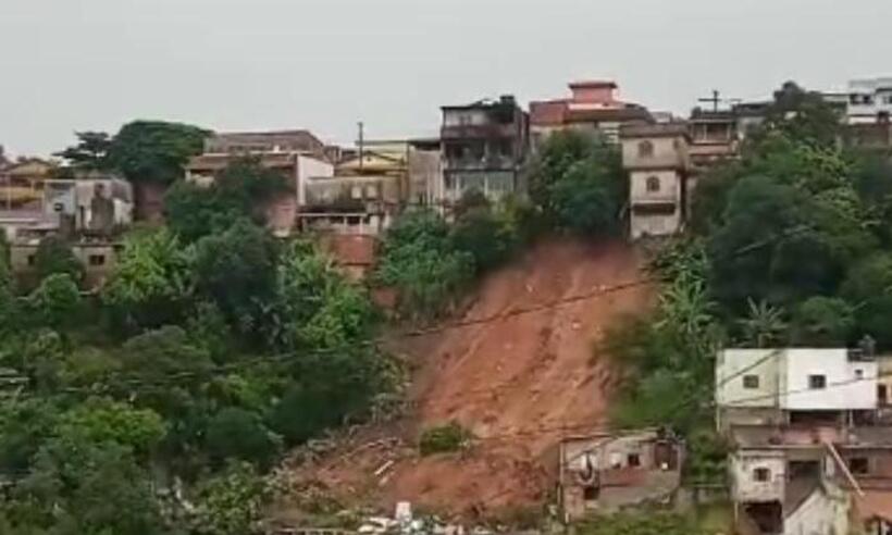 Chuvas causam deslizamentos em Ibirité; duas pessoas foram resgatadas - Reprodução Redes Sociais