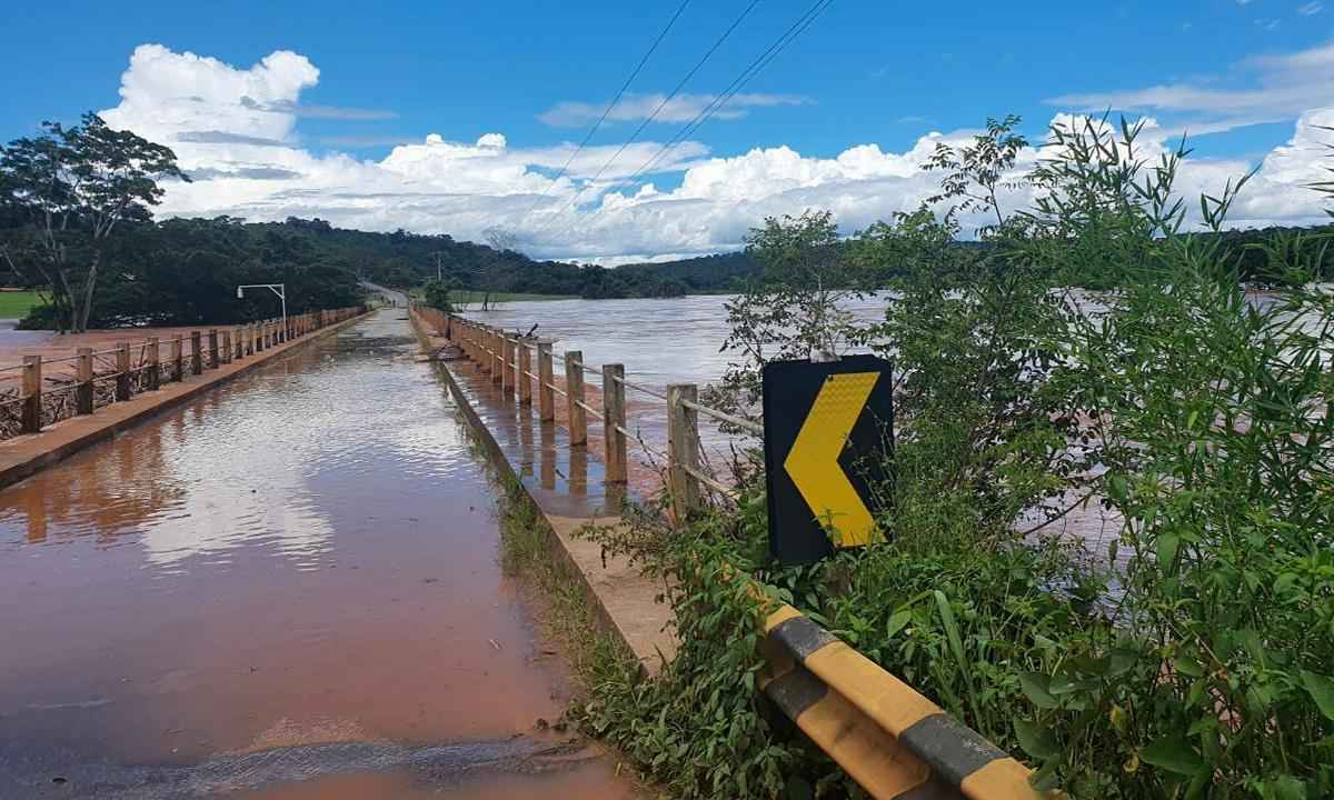 Rios sobem e alertas de inundação se multiplicam em Minas - Defesa Civil/Divulgação
