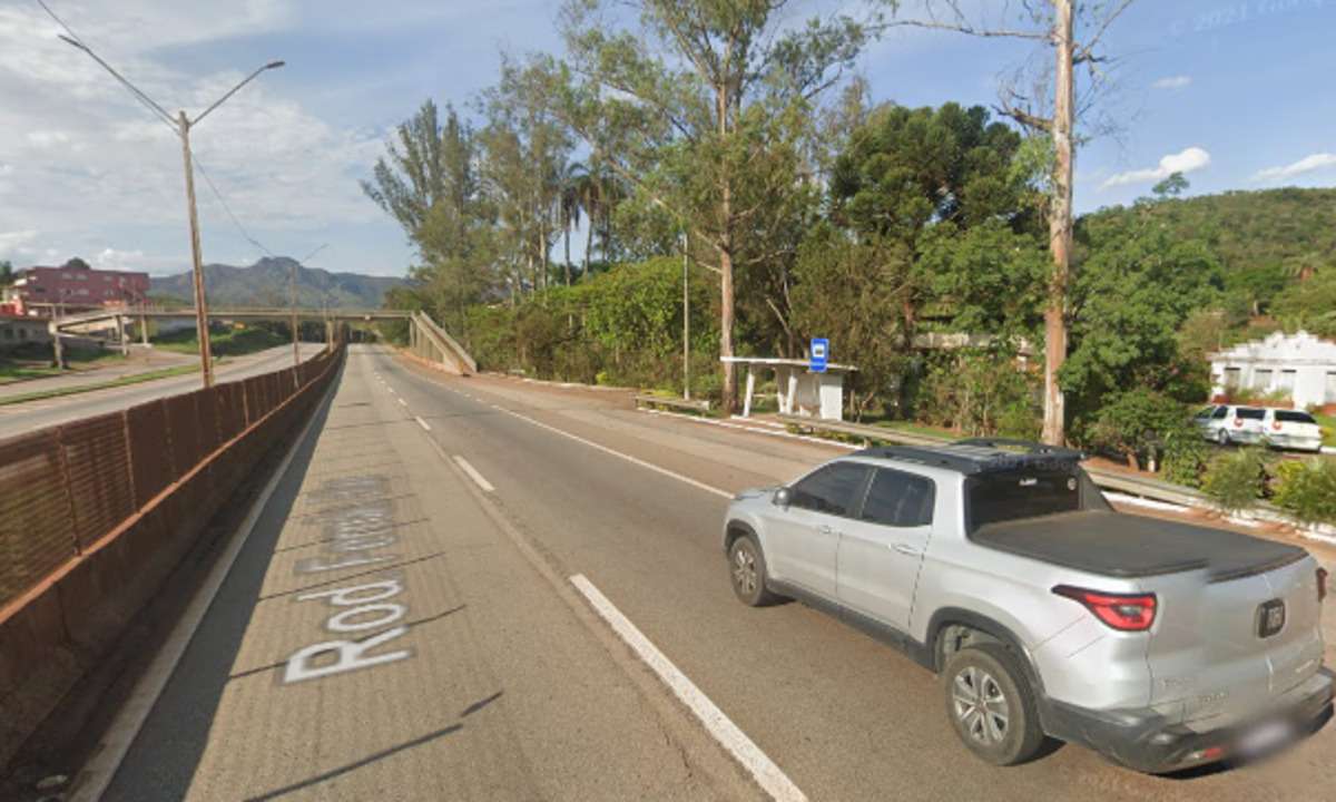 Duas batidas deixam trânsito lento na BR 381 sentido BH em Itatiaiuçu - Google Street View/Reprodução