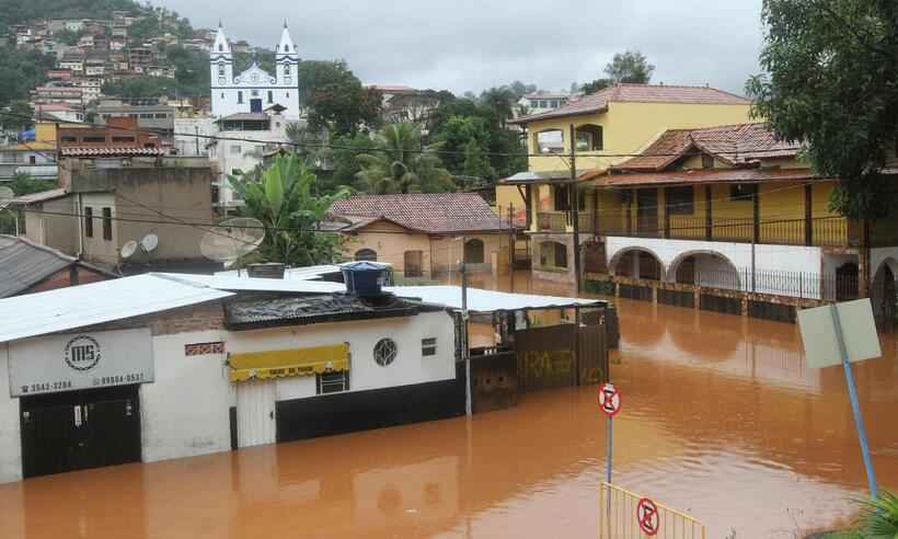Cidades de MG afetadas pelas chuvas calculam prejuízos e esperam recursos - Jair Amaral/EM/D.A Press