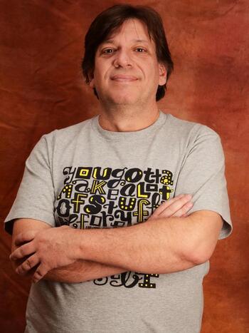 Leo Cunha dá curso para ensinar a escrever para as crianças - Fernando Rabello/divulgação