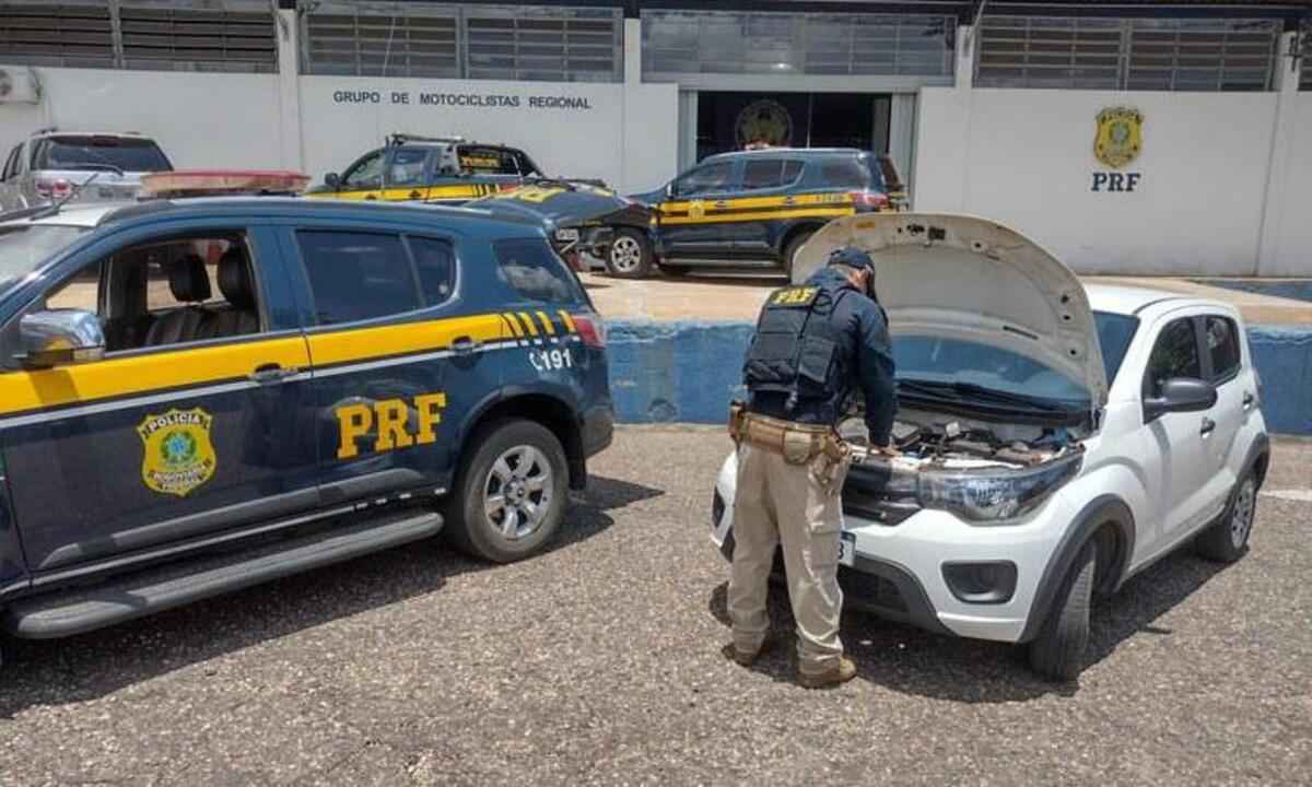 Perseguição policial termina com três homens presos na BR-040, em Contagem - PRF/Divulgação
