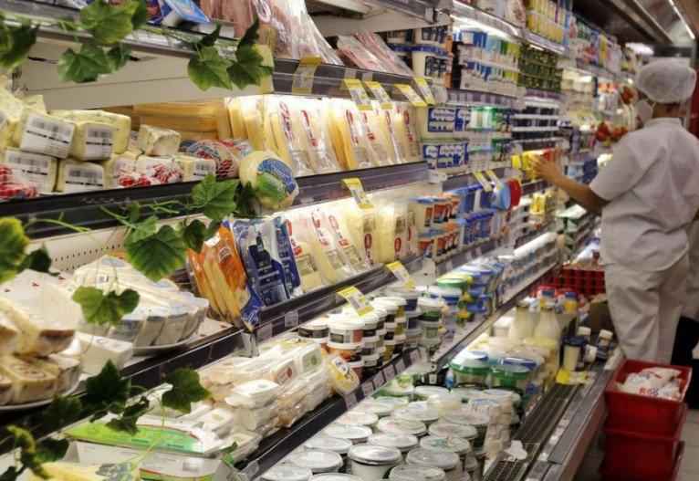 Idosa atingida por empilhadeira em supermercado vai receber R$ 15 mil - Divulgação