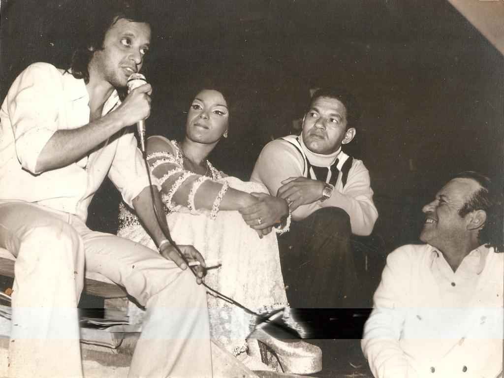 Uma tarde carioca, com Elza Soares - ASSOCIAÇÃO CULTURAL COMUNITÁRIA DE SANTA LUZIA/DIVULGAÇÃO