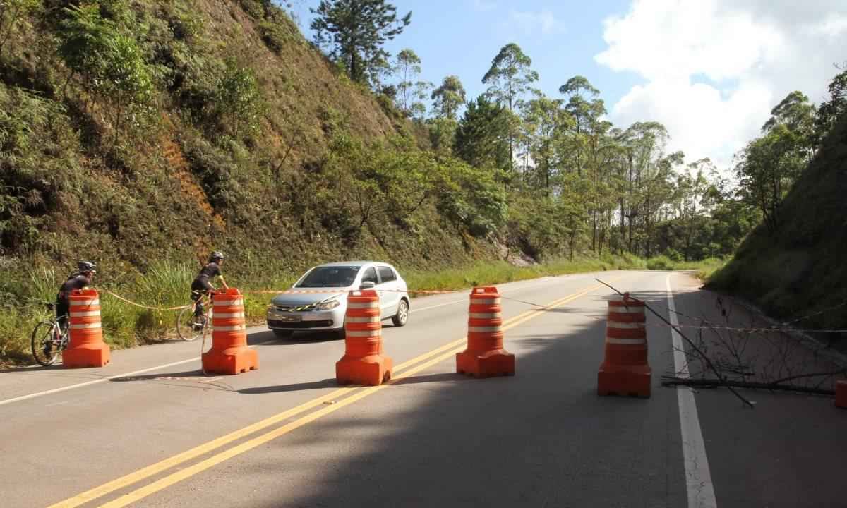 Veja onde estão os mais de 100 pontos de interdição em rodovias mineiras - Edesio Ferreira/EM/D.A Press