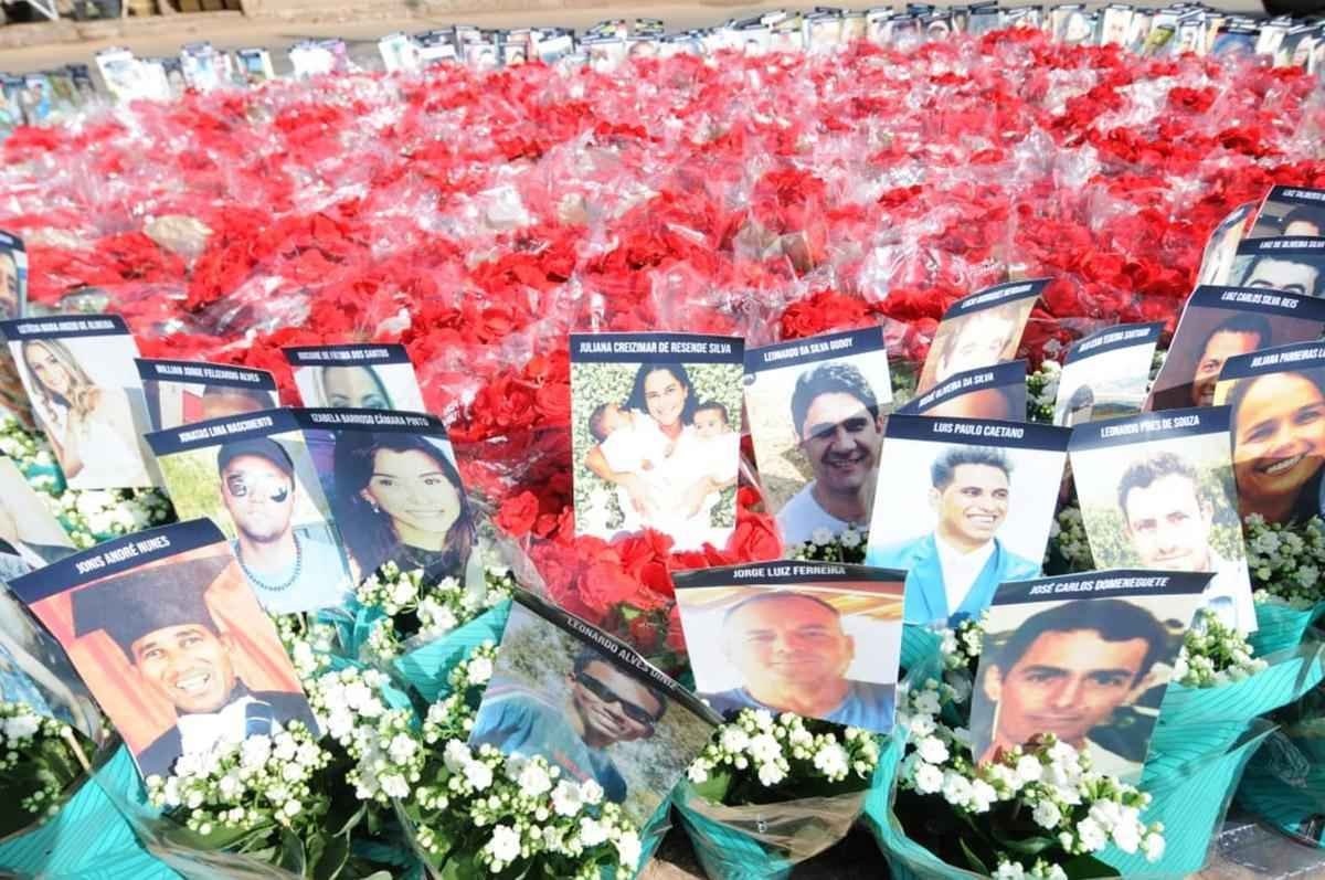 Brumadinho homenageia as vítimas da tragédia e pede justiça - Juarez Rodrigues/EM/DA Press