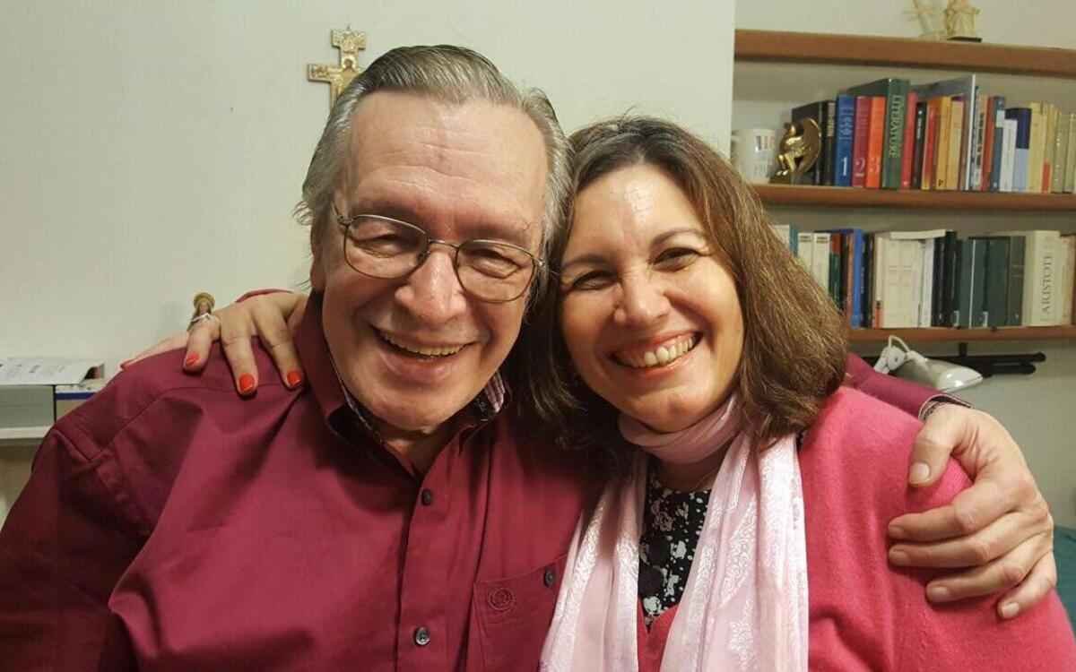 Bia Kicis lamenta morte de Olavo: 'Vida marcante na história do Ocidente' - Divulgação/Bia Kicis