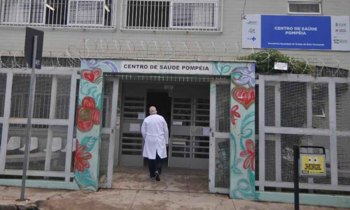 BH tem mais de 1 mil profissionais de saúde afastados em menos de um mês - Alexandre Guzanshe/EM/D.A Press