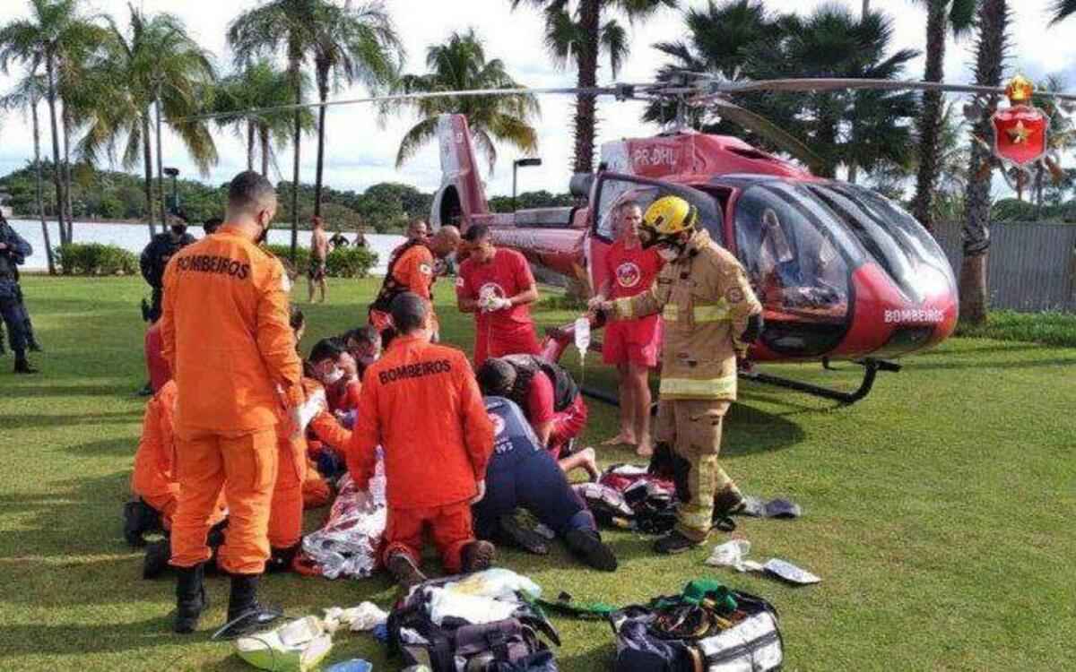 Mulher que teve braço amputado em acidente com lancha morre no hospital - Divulgação/CBMDF